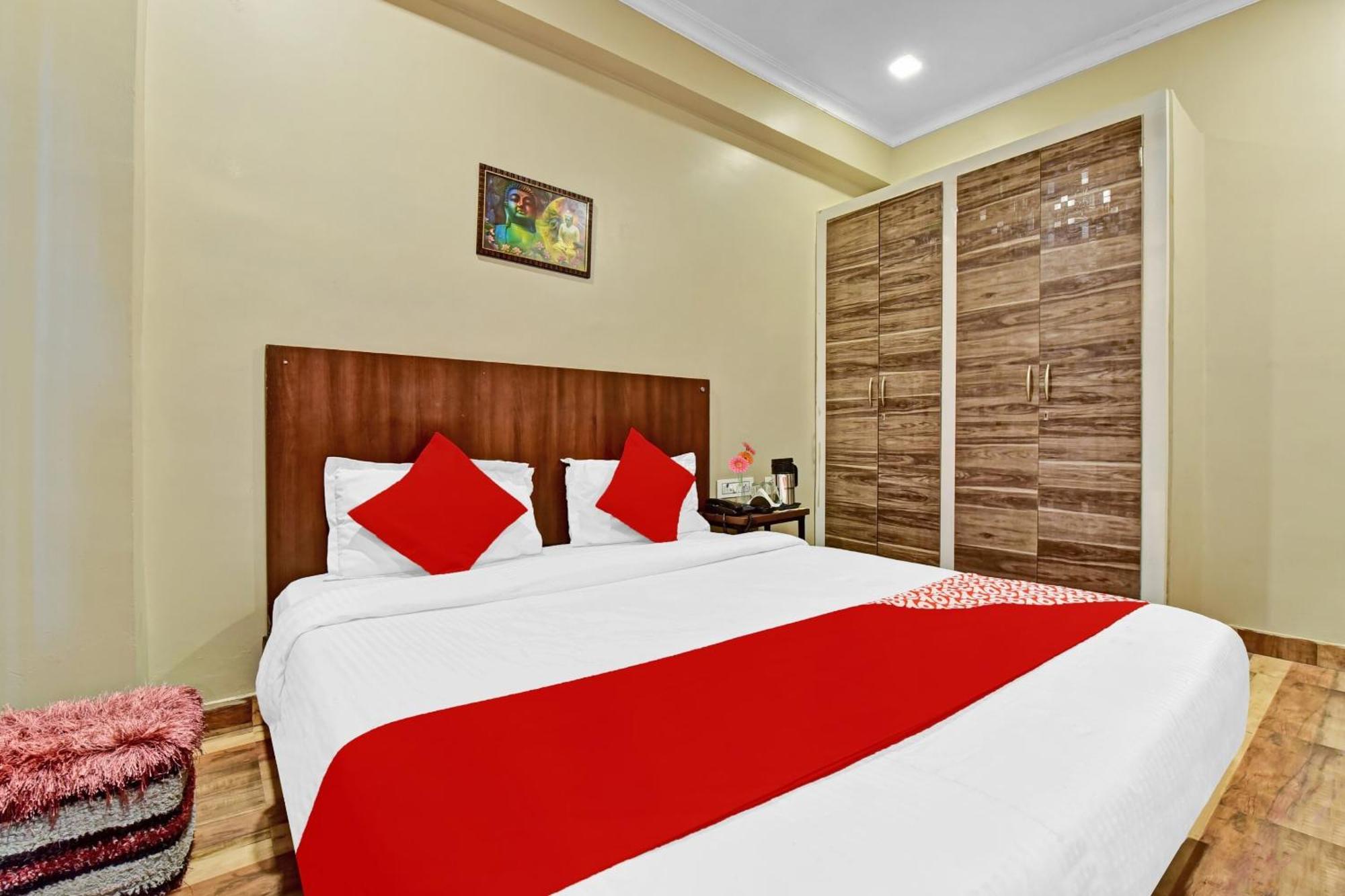 Hotel O Shiv Kalpana Джайпур Екстериор снимка
