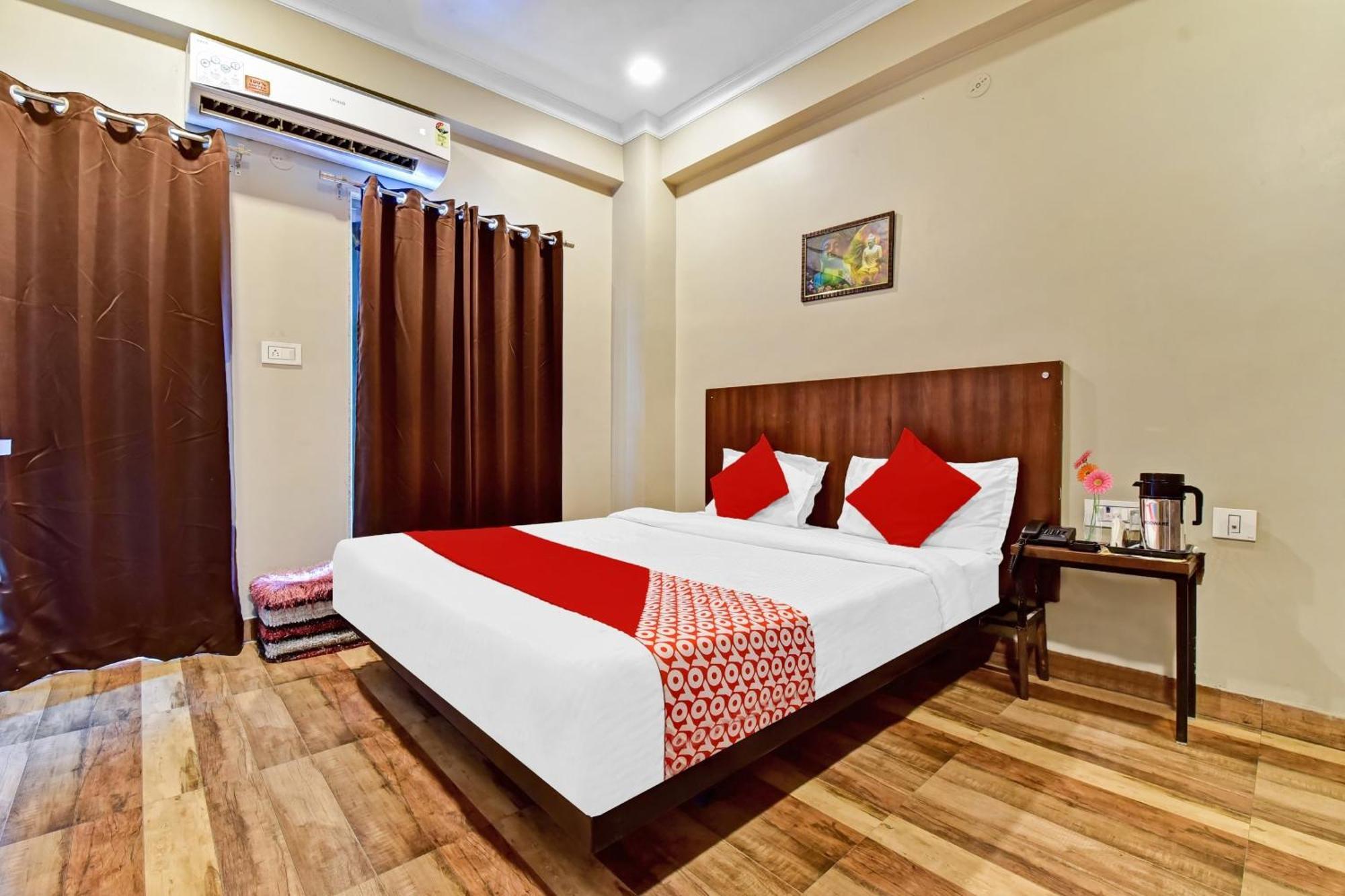 Hotel O Shiv Kalpana Джайпур Екстериор снимка